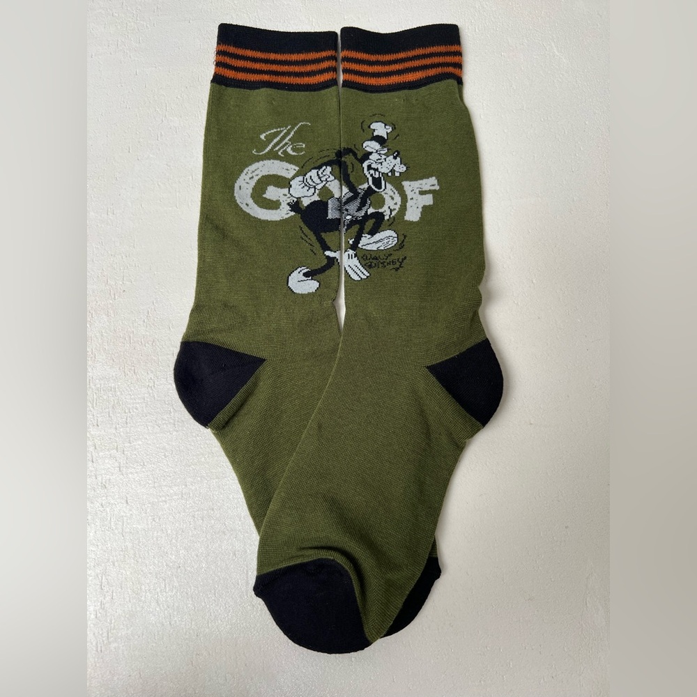Coach x Disney Mickey Mouse Wink Gray Sweatshirt 😉 & Collectors Gifts!!! - Picture 13 of 15